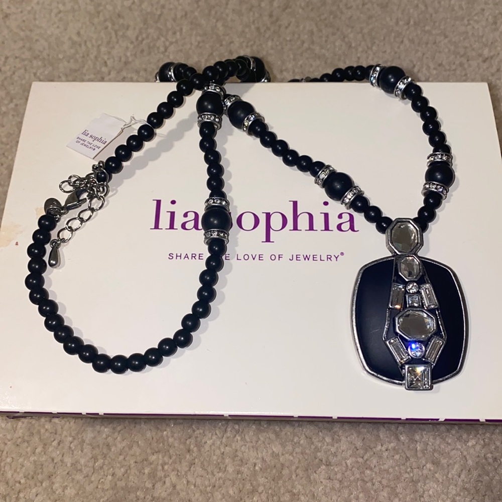 Lia Sophia necklace